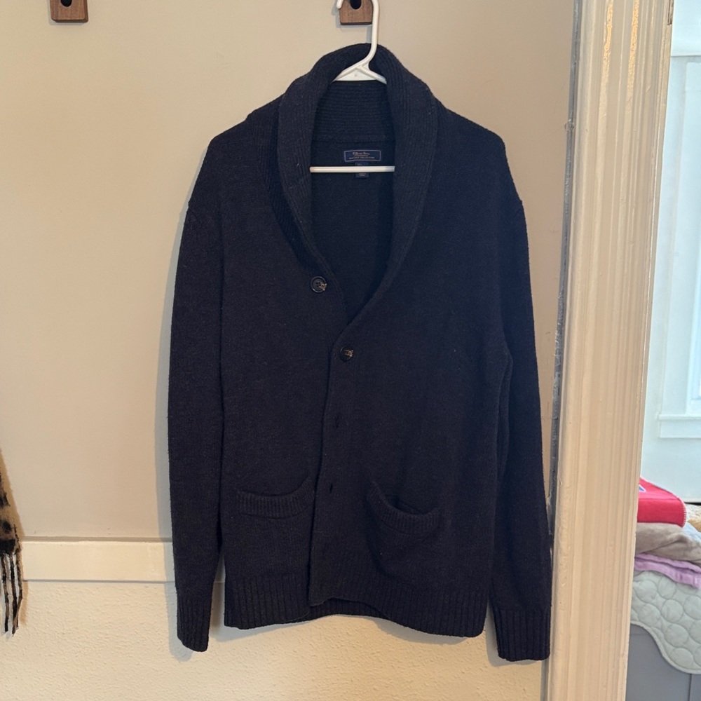 Men's Elegant Black Cardigan Sweater